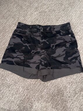 George Black Camo Roll-Hem Jean Shorts